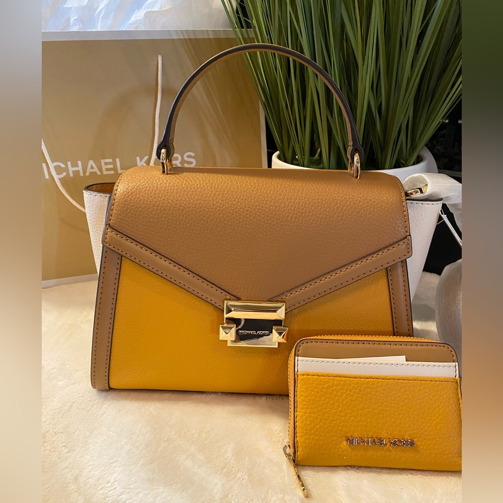MICHAEL KORS WHITNEY MEDIUM FLAP TOP HANDLE SATCHEL+MATCHING WALLET - Picture 5 of 13